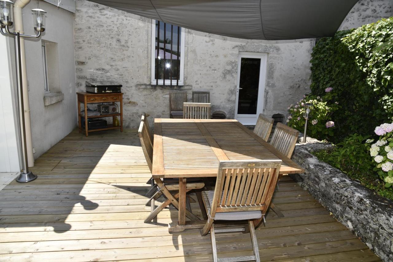 Chambres D'Hotes L'Hermine Vineuil Vineuil  Extérieur photo